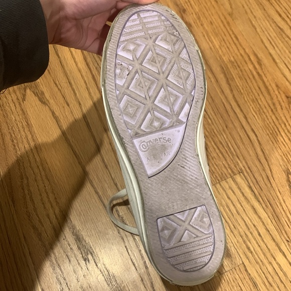 Limited edition converse size 9 high tops. - Picture 9 of 11